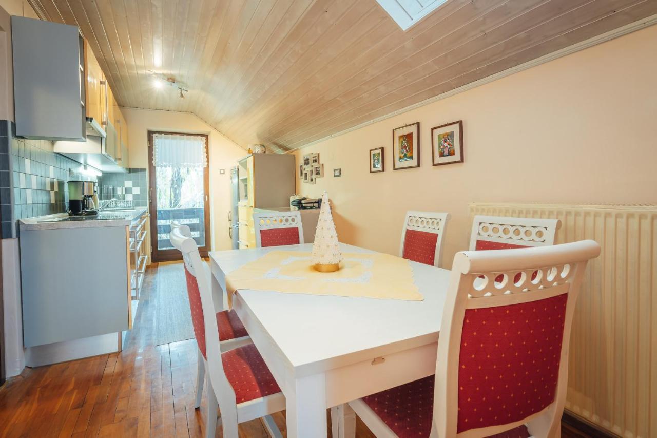 Apartma Borovc Мойстрана Екстер'єр фото