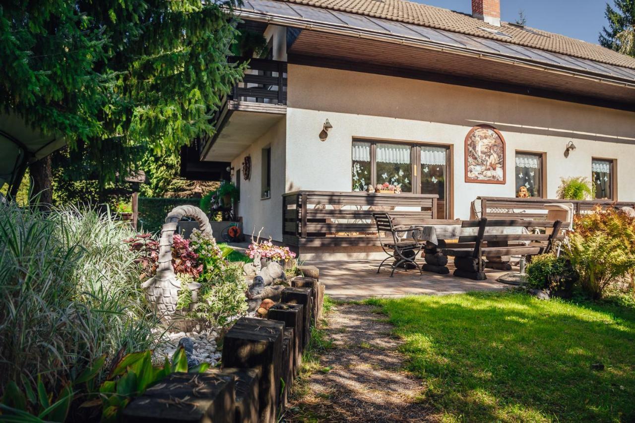 Apartma Borovc Мойстрана Екстер'єр фото